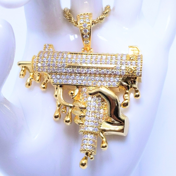 Icy Gold Uzi Pendant + 20" Rope Chain - Picture 7 of 8